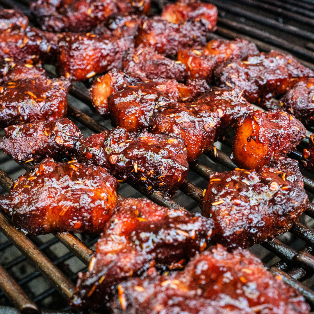 8 Chicago Style Foods that Pair Well with Gindo's Hot Sauces