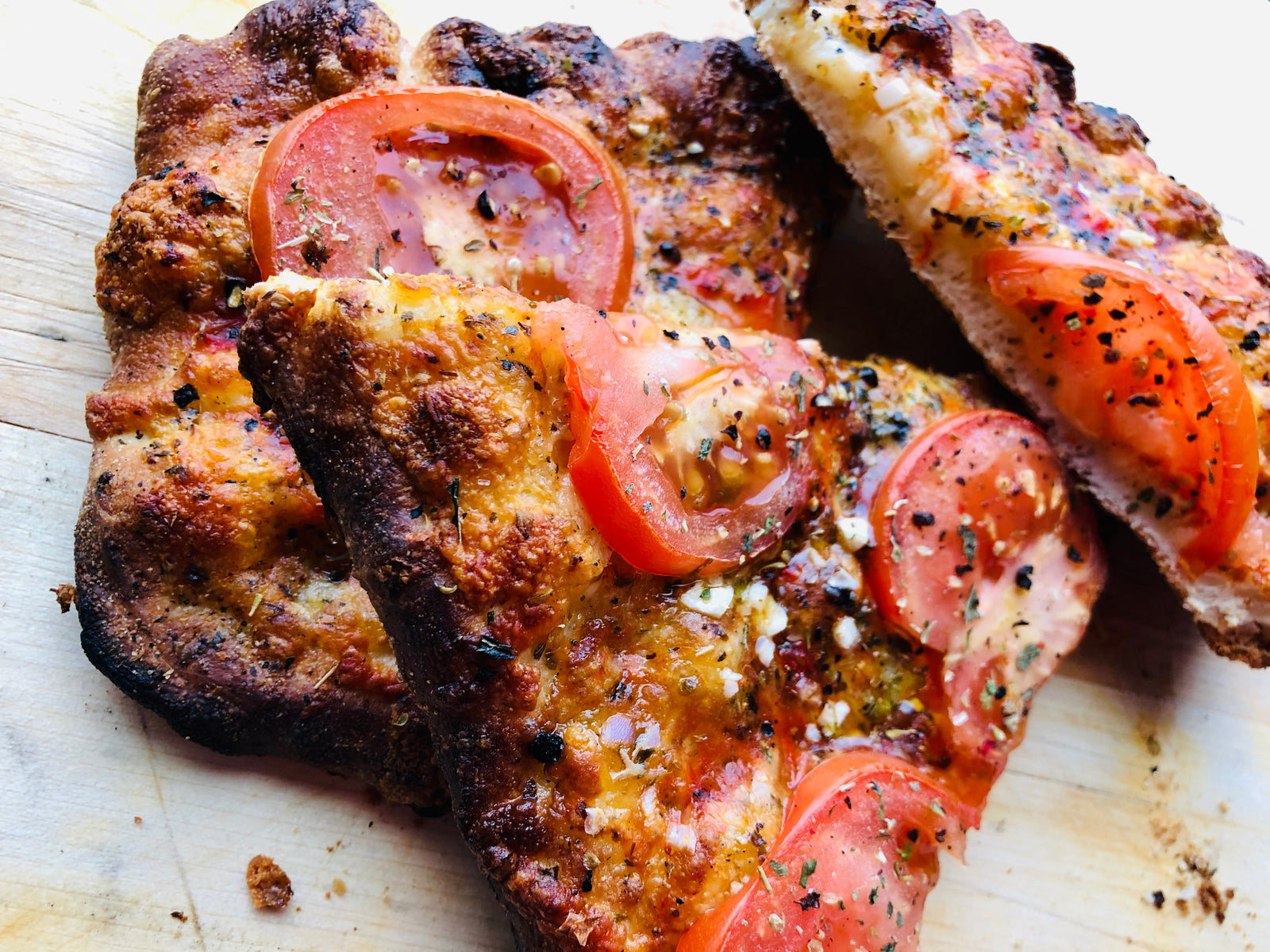 Gindo's Tomato Flatbread